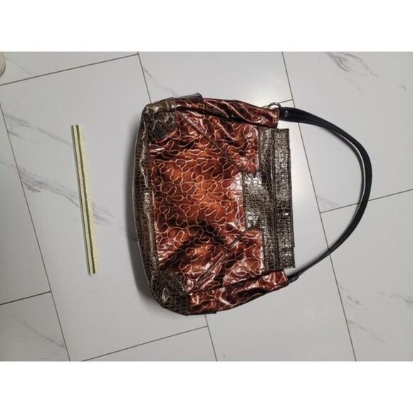 womens large pattened and worn miche drew purse - Picture 3 of 7